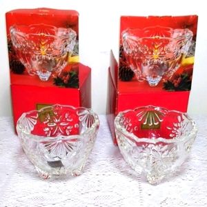 Mikasa Snowflake Candleholder in box. Etched heavy glass
